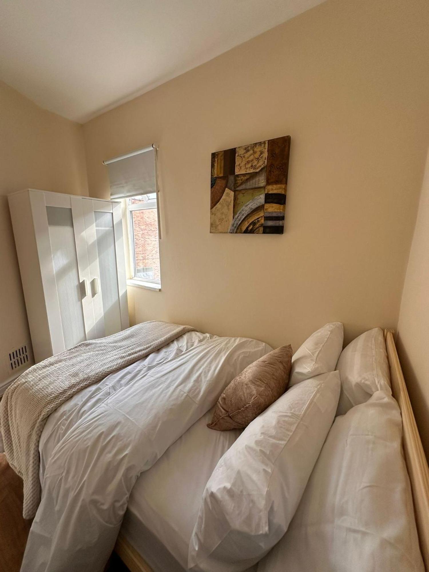 Apartment Entire 2 Bedroom Cosy Flat Near Centre Manchester