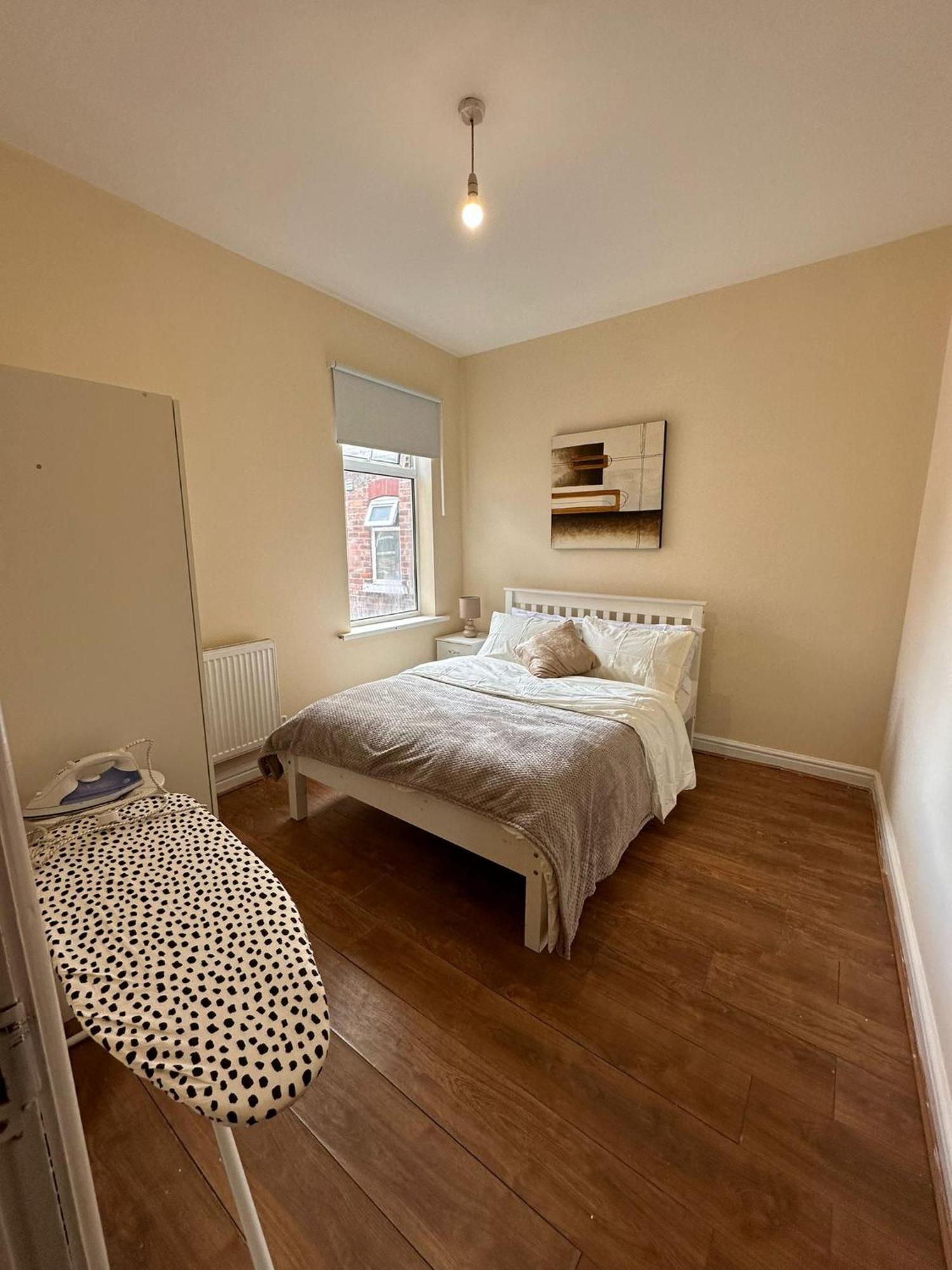 Entire 2 Bedroom Cosy Flat Near Centre Appartement Manchester